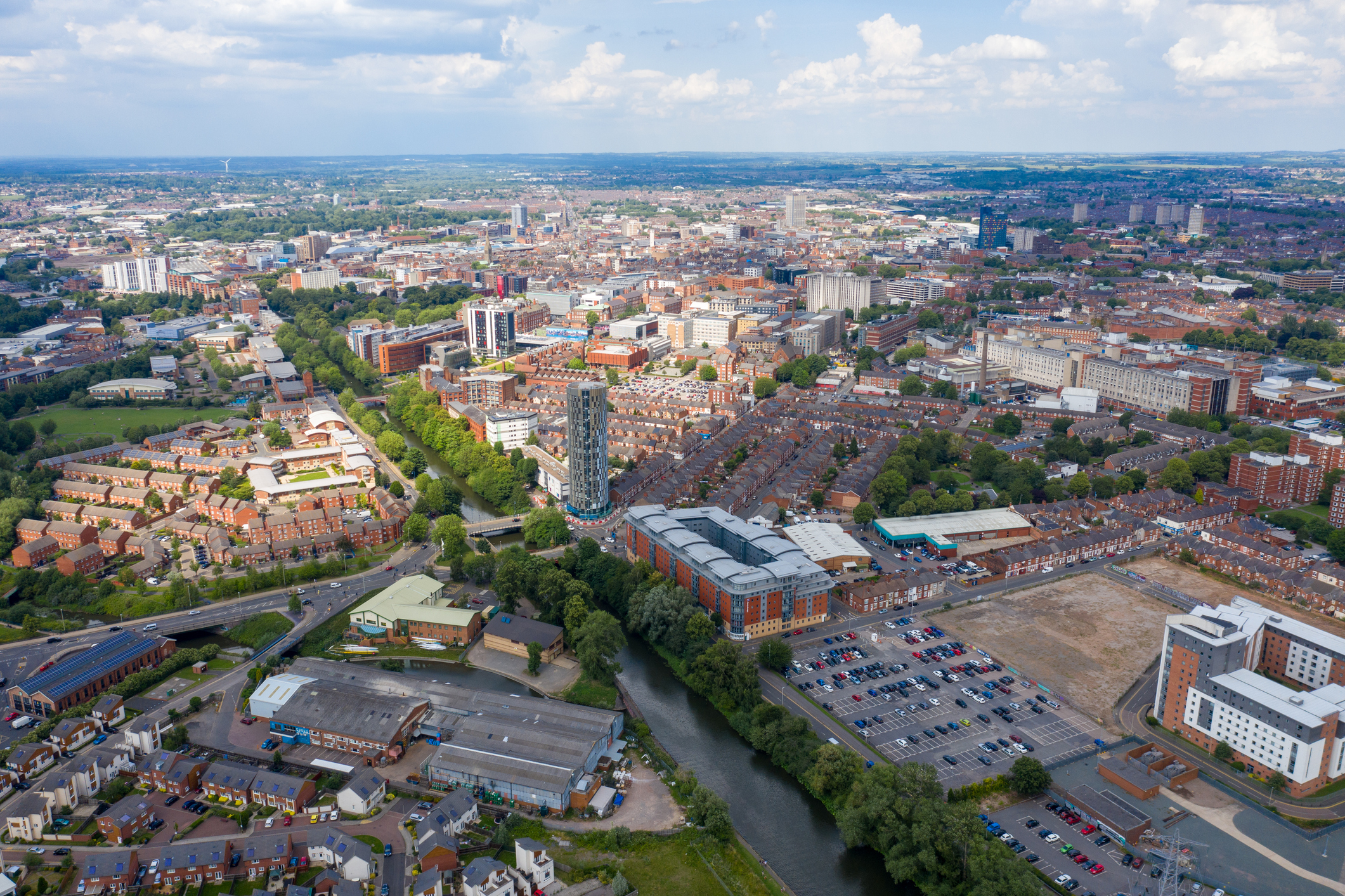 Cityscape of Leicester under clear blue skies